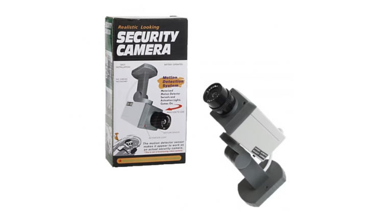 Фалшива охранителна камера с обектив и датчик за движение снимка #1